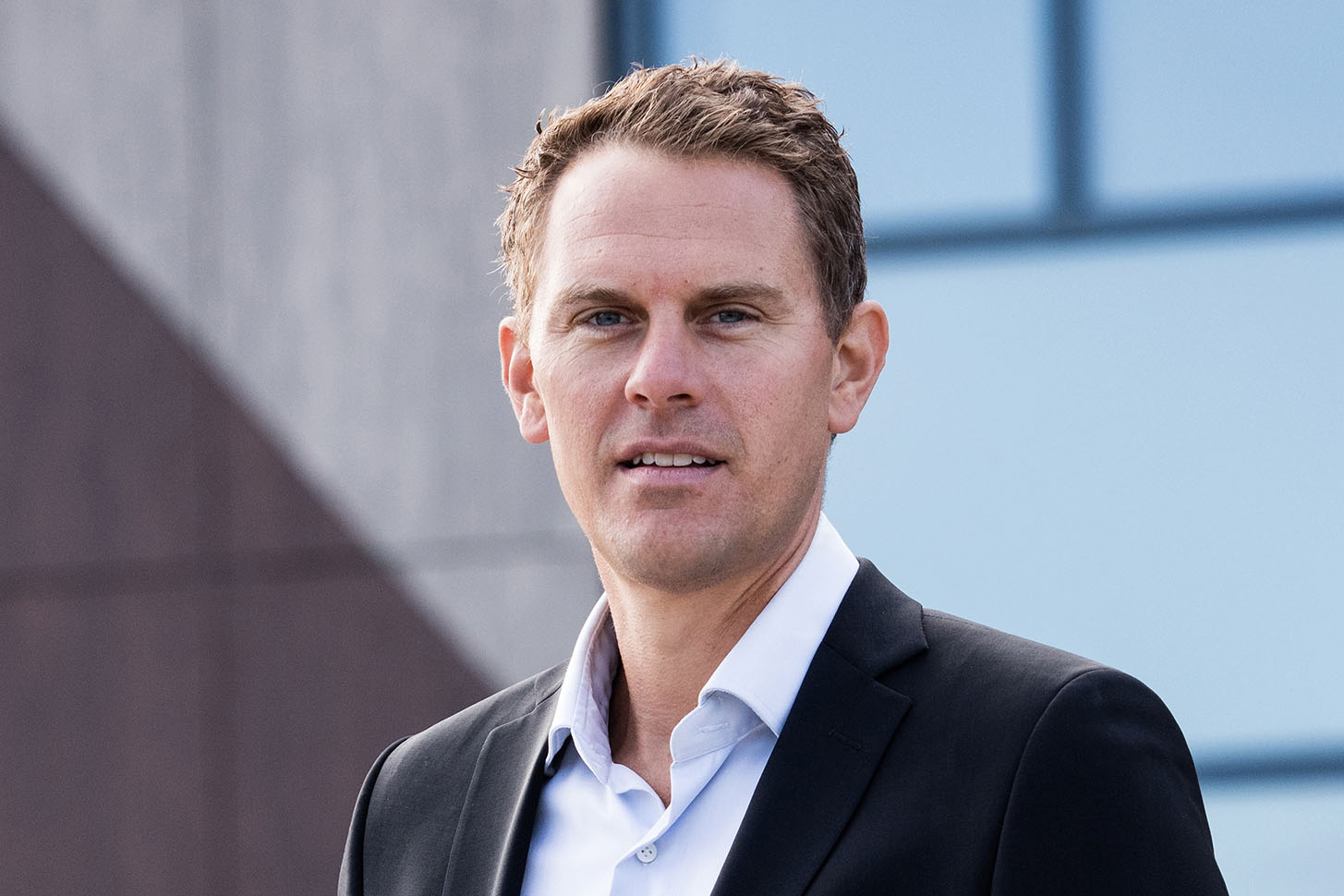 Adam Ljungviken Low